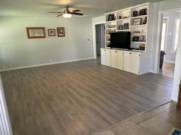 reno-flooring-after